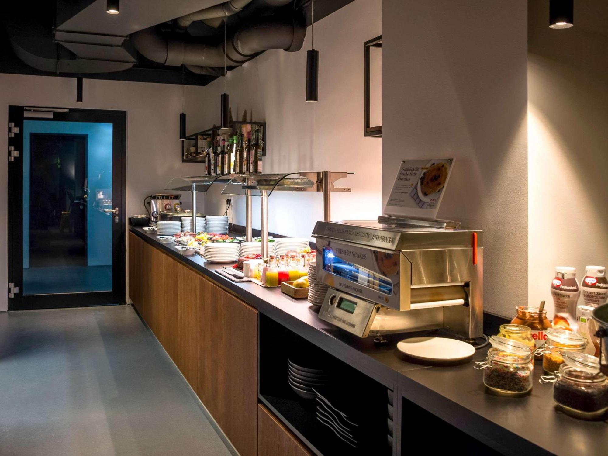 Ibis Styles Wien Messe Prater Esterno foto